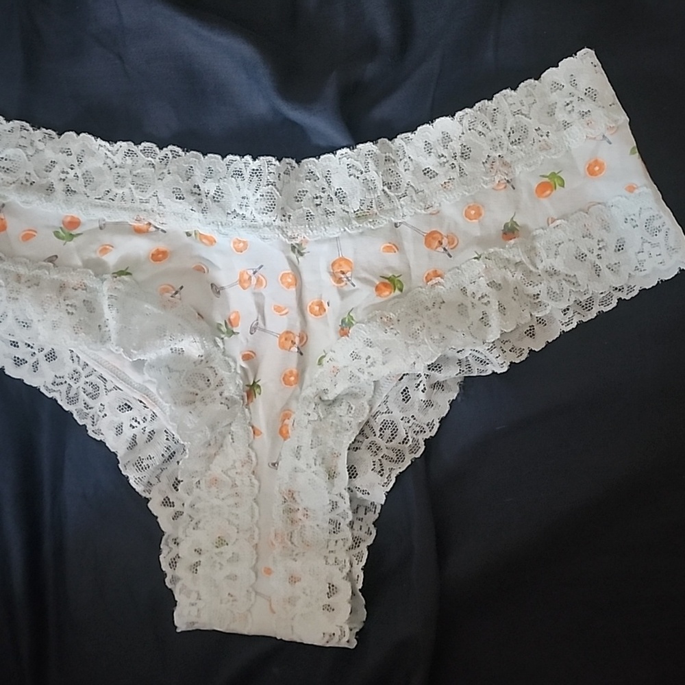 Victoria's Secret Cheeky panty